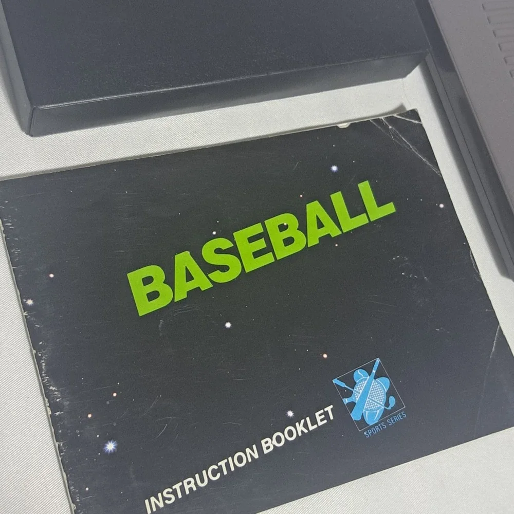 BASEBALL (Nintendo Entertainment System, 1985)‎ NES Game, Manual, Dust Sleeve